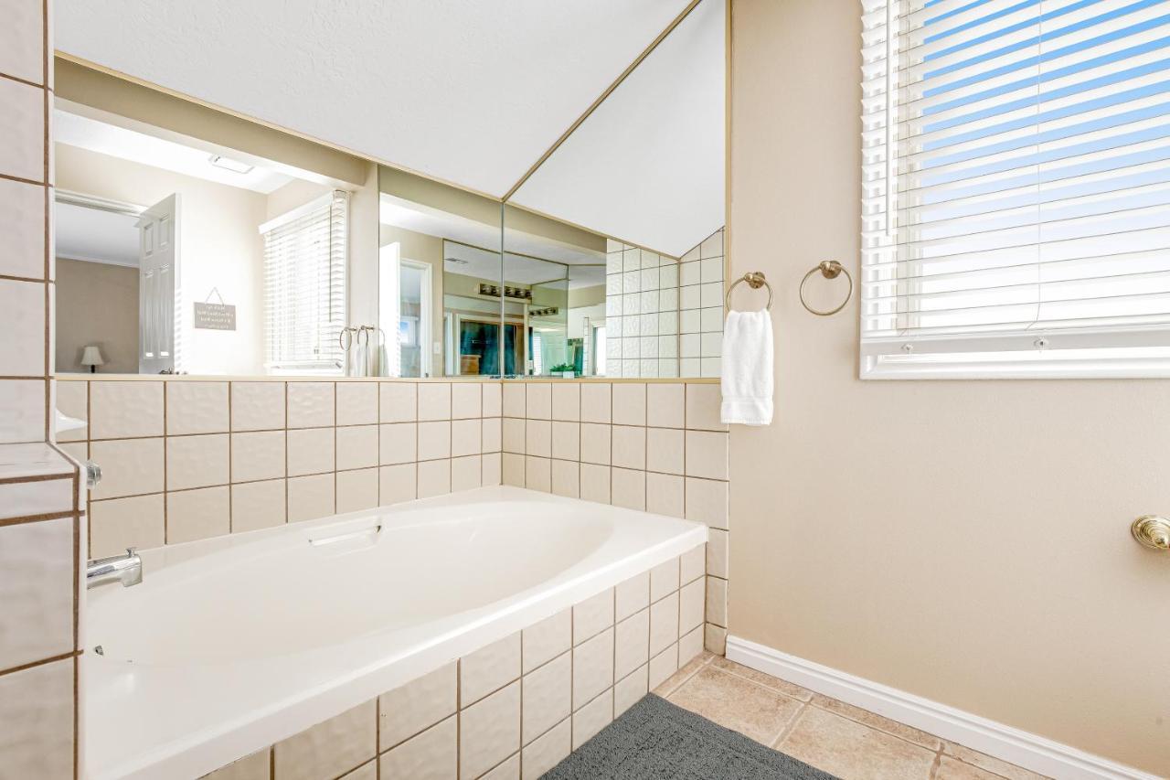 Penthouse At The Village St. George Buitenkant foto